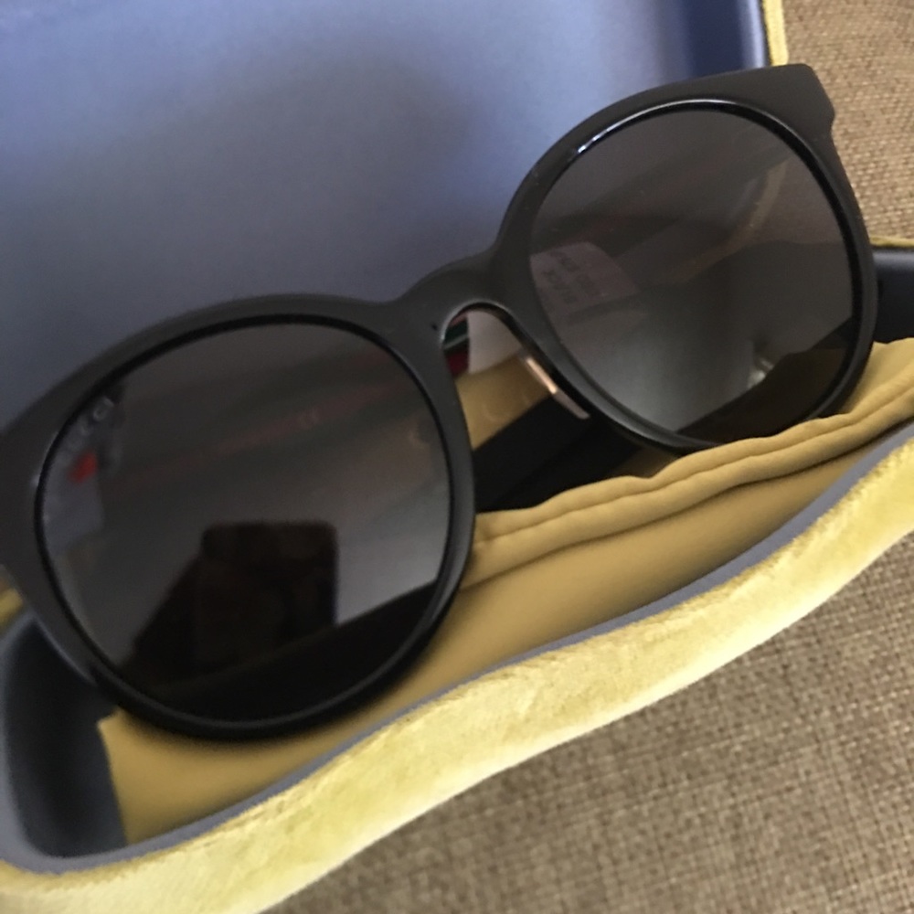 Gucci sunglasses